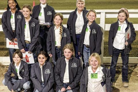 4-H HORSE JUDGING TEAMS SHINE AT HOUSTON RODEO